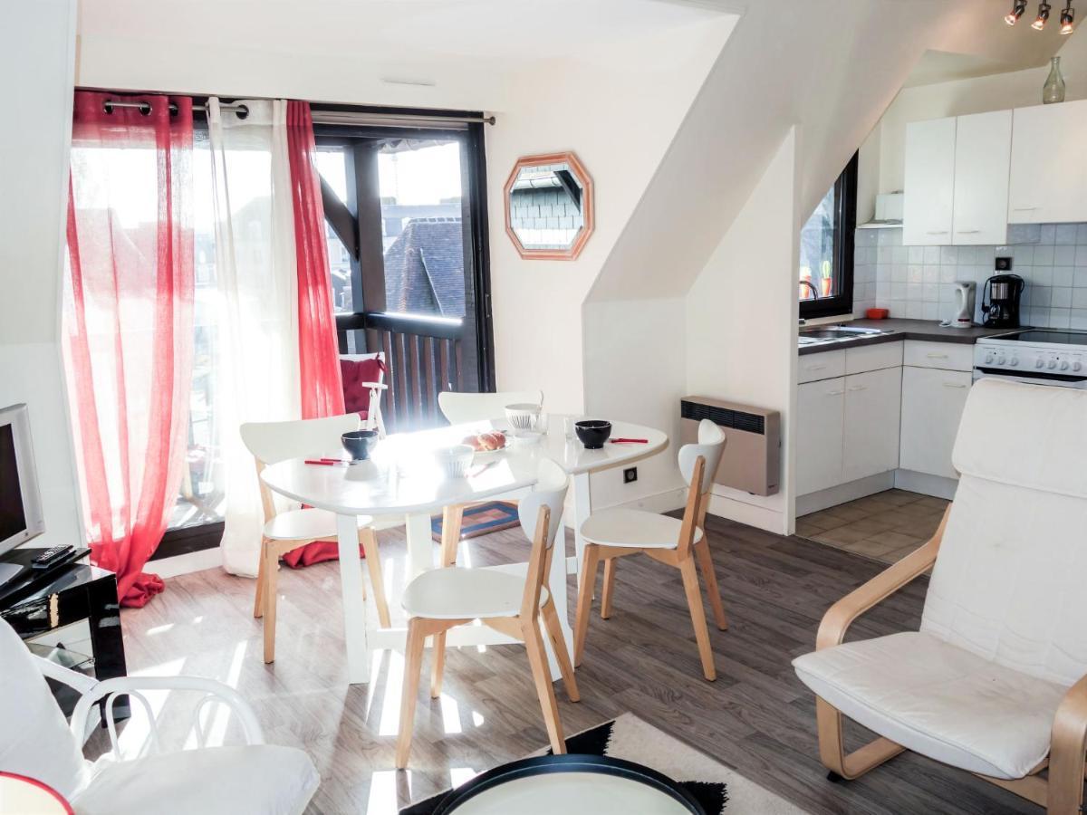 Apartment Les Jardins Du Yacht Club By Interhome Deauville Exteriör bild